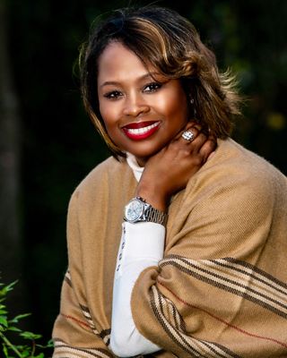 Photo of LaSonja Rena Ross, Clinical Social Work/Therapist, LICSW-S