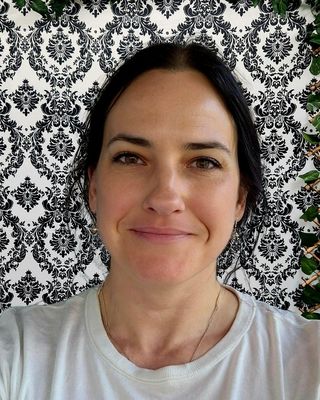 Photo of Hannah Nyx, Counsellor, MA, ACA-L2