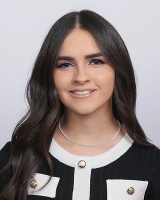 Photo of Erica Zaretsky, Pre-Licensed Professional, MHC-LP