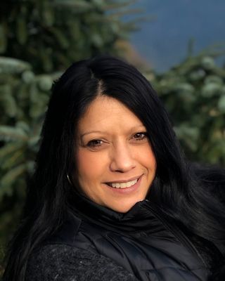 Photo of Cesre McQuaid, Licensed Professional Counselor in Alaska