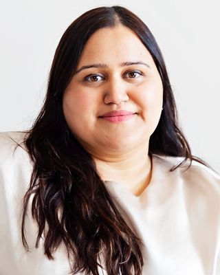 Photo of Farah Fatima, Registered Psychotherapist (Qualifying) in Whitby