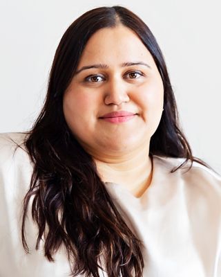 Photo of Farah Fatima, Registered Psychotherapist, BHS, MA, RP