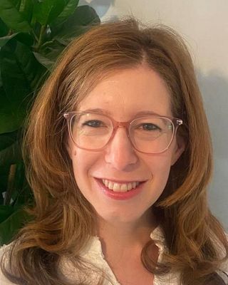 Photo of Sabrina Mauro DI, Psychologist, MSc, HCPC - Couns. Psych.