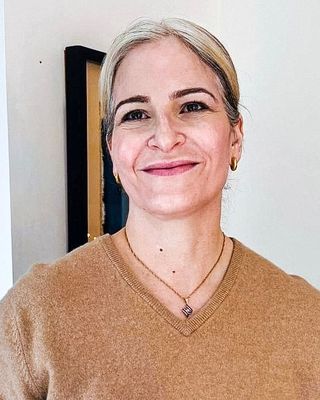 Photo of Dr Joanne Lacey, Psychotherapist, PhD, MBACP Accred