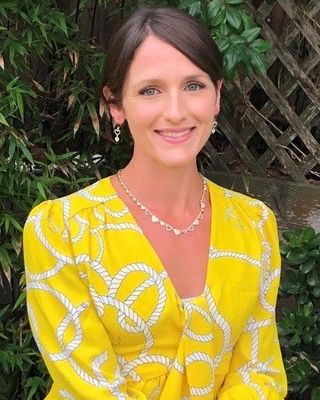 Photo of Stefanie Mancini, Marriage & Family Therapist, MA, LMFT, CCTP