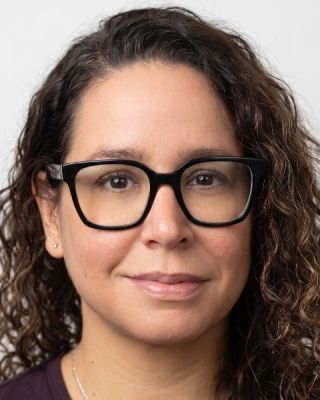 Photo of Maria Carmona, Psychiatric Nurse Practitioner, PMHNP