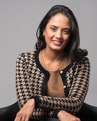 Photo of Navinder Kaur Plaha-Mangat, Registered Psychotherapist (Qualifying), MACP, B.Sc, B.Hs