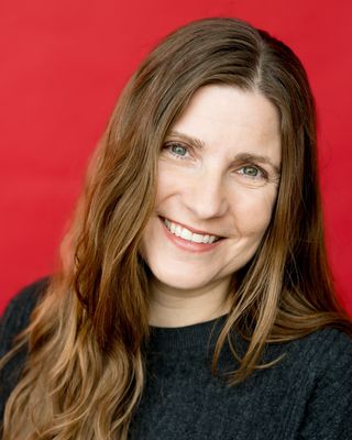 Photo of Karen Macklin: Relationships + Identity + Transitions, Marriage & Family Therapist Associate, MA, MFA, AMFT, APCC, Coach
