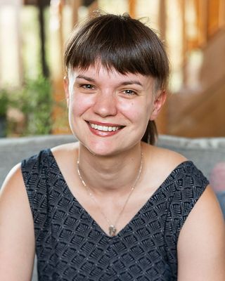 Photo of Izzi Norrington, Counsellor, MA, MBACP