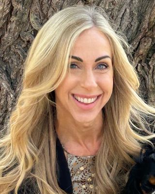Photo of Elizabeth Tobin, Counselor, LCPC, LMFT