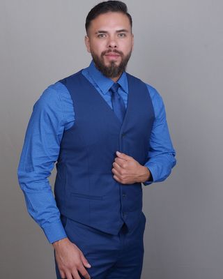 Photo of Oliver Gallegos, Counselor, MA, LPCC