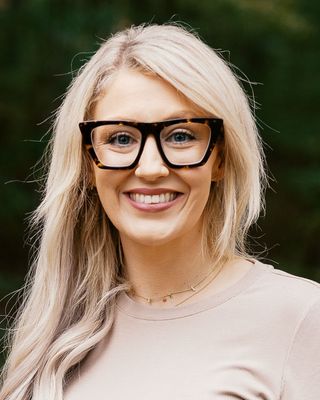 Photo of Miranda Bostic, Psychiatric Nurse Practitioner, PMHNP