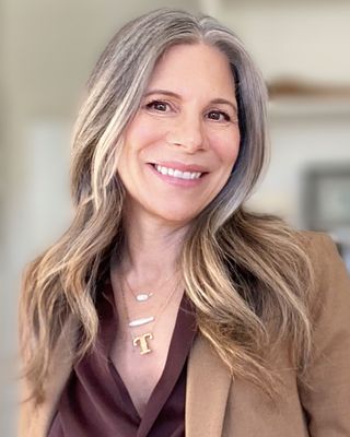 Photo of Dr. Tracy S. Kelly - Dr. Tracy S. Kelly-Psychotherapist, Marriage & Family Therapist, EdD, LMFT, NCC, KAP