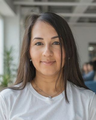 Photo of Nadia Fernandez, Registered Psychotherapist (Qualifying), BSc, MD, RPq