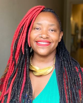 Photo of Rachael Haynes, Psychotherapist, MSc, MBACP