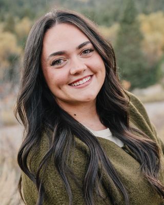 Photo of Mackenzie Preza, Marriage & Family Therapist, LMFT