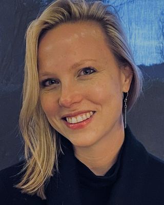Photo of Leanne Jones, Marriage & Family Therapist Associate in Downtown, San Francisco, CA