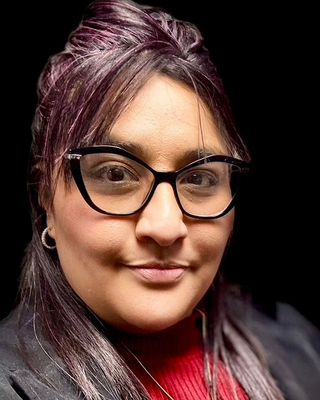Photo of Flor Yearta, Counselor, MSc, LPCC-S, C-DBT