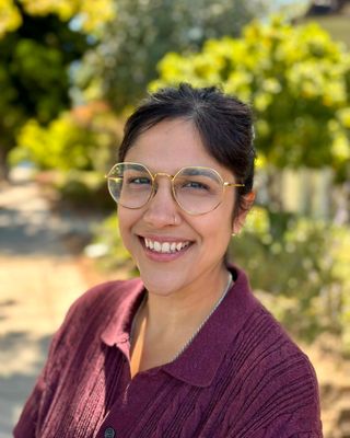 Photo of Samina Hasan, Marriage & Family Therapist Associate, AMFT