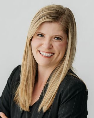 Photo of Dr. Jennifer McWaters, Psychologist, PsyD, CIMHP