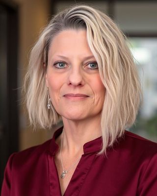 Photo of Nicole C Dingwell Frendt, Clinical Social Work/Therapist, DHA, LMSW, CCS