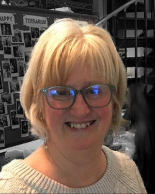 Photo of Julianna Waters, Clinical Social Work/Therapist, LCSW