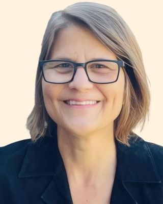 Photo of Ronda Wolfe, Licensed Professional Counselor, MS, LCPC