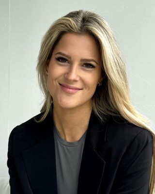 Photo of Madison Lee Nylund, Counsellor, RCC, MACP