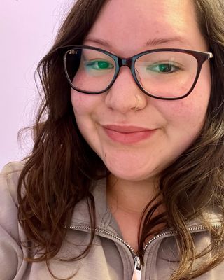 Photo of Holly Annetts, Psychiatric Nurse, BScPN, RPN, MHT