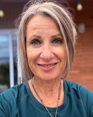 Photo of Denise (Den) Eddowes, Psychologist, MPsych