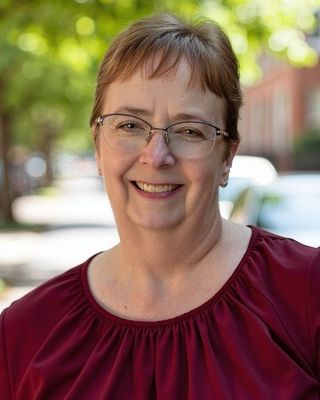 Photo of Shelly McClure, Clinical Social Work/Therapist, MA, MSW, LISW-S
