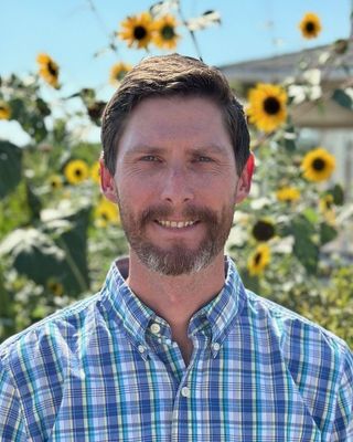 Photo of Aaron Stinton, Pre-Licensed Professional, LPCC