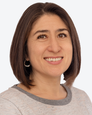 Photo of Dr Victoria Dain - Clinical Psychologist, Psychologist, PsychD, HCPC - Clin. Psych.