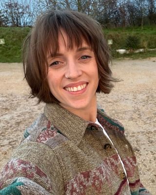 Photo of Saskia Layburn, Psychotherapist, MBACP