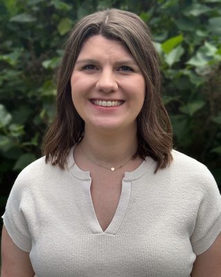 Photo of Lindsay Hertzmann, Psychologist, PsyD