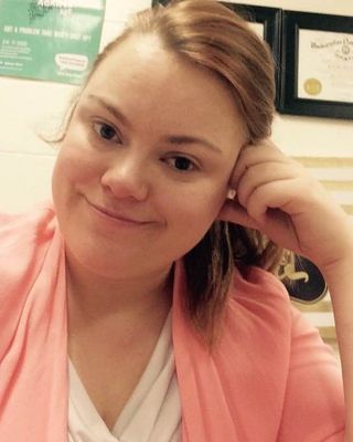 Photo of Sarah Farquhar-McAteer, Pre-Licensed Professional, BA, BEd, MEd