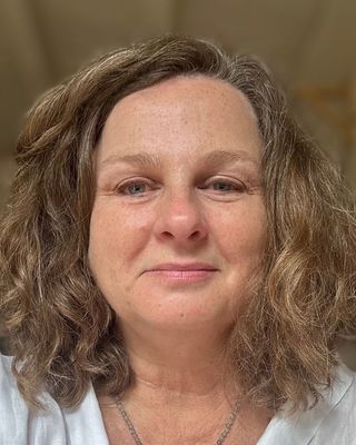 Photo of Ruth Carr, Psychotherapist, MUKCP