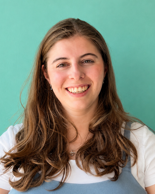 Photo of Abby Reist, Registered Psychotherapist (Qualifying), MA
