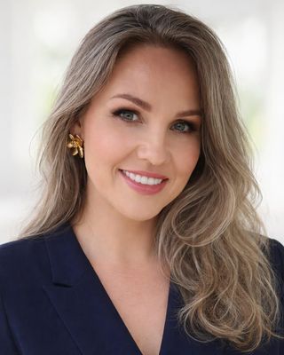 Photo of Evita Sile, Psychotherapist, APCP