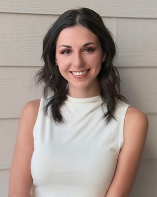 Photo of Katherine Gibilterra, LPC-Associate, MA