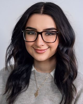 Photo of Nicole Kari, Registered Social Worker, BSW, MSW, RSW
