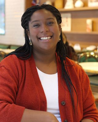 Photo of Tracey Bell-Hodgman, Clinical Social Work/Therapist in West Town, Chicago, IL