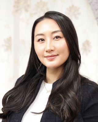 Photo of Elizabeth Han, Pre-Licensed Professional, MHC-LP