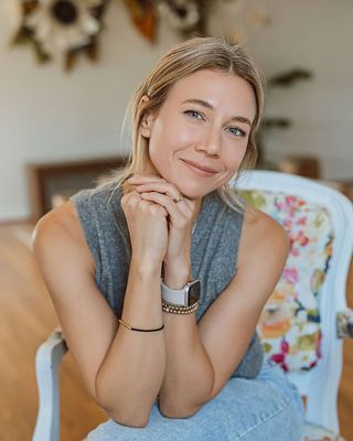 Photo of Danielle Arnold - Danielle Arnold Somatic Psychotherapist, Licensed Professional Counselor, MA, LPC, RYT