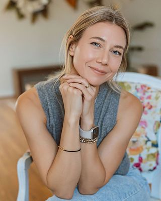 Photo of Danielle Arnold - Danielle Arnold Somatic Psychotherapist, Licensed Professional Counselor, MA, LPC, RYT