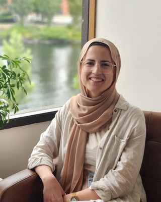 Photo of Raiya Al-Ansari, Licensed Social Worker Associate, LICSWA