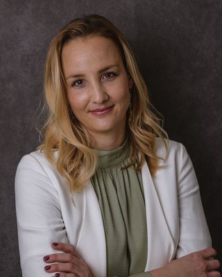 Photo of Jennifer Kim, Counsellor, MBACP