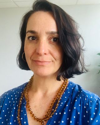 Photo of Lara Roocroft, Counsellor, UKCP Trainee