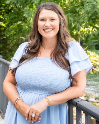 Photo of Maddison Ohlmansiek, Clinical Social Work/Therapist, LCSW, CCATP, C-DBT