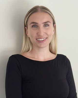 Photo of Kirsten McMinigal - Kirsten - Anxiety, OCD and Confidence Therapist, Psychotherapist, MBABCP